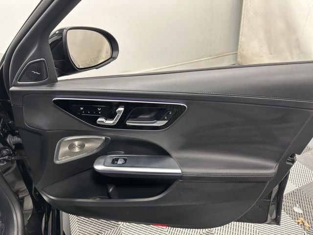 Used 2025 Mercedes-Benz C 300 4MATIC Sedan image 32