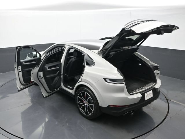Certified 2025 Porsche Cayenne S AWD/4WD image 29