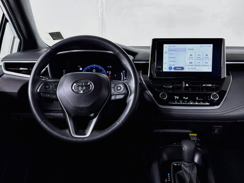 Used 2024 Toyota Corolla XSE FWD image 12