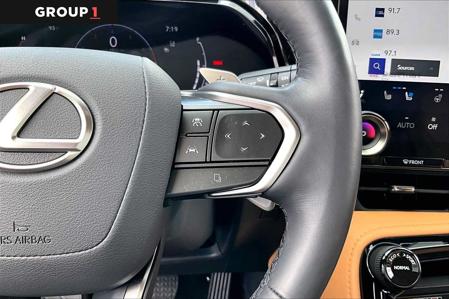 Certified 2025 Lexus NX 350 AWD w/ Accessory Package (A2) image 22