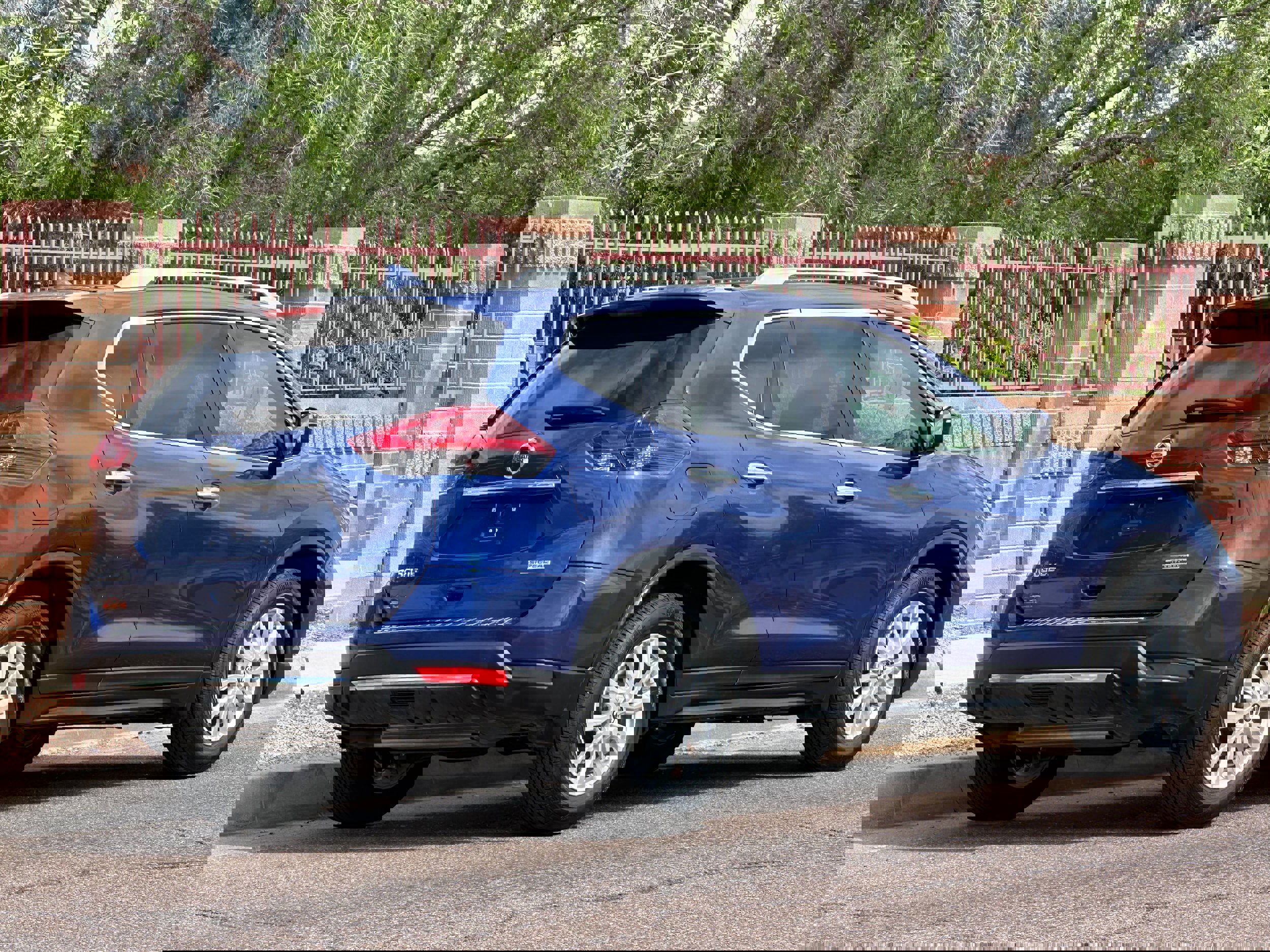 Used 2019 Nissan Rogue S w/ Special Edition Package image 10