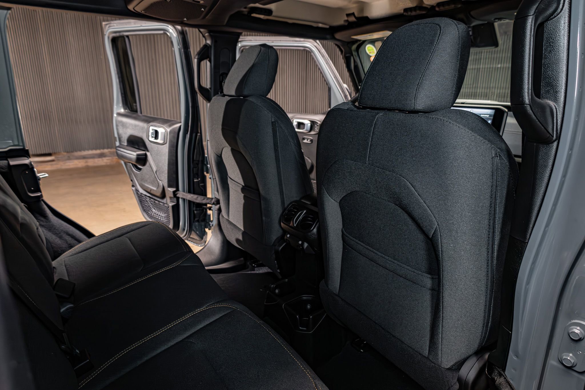 Used 2024 Jeep Wrangler Willys image 24