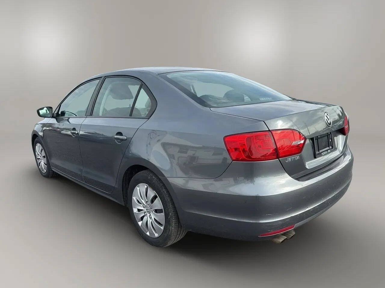 Used 2011 Volkswagen Jetta S FWD image 5