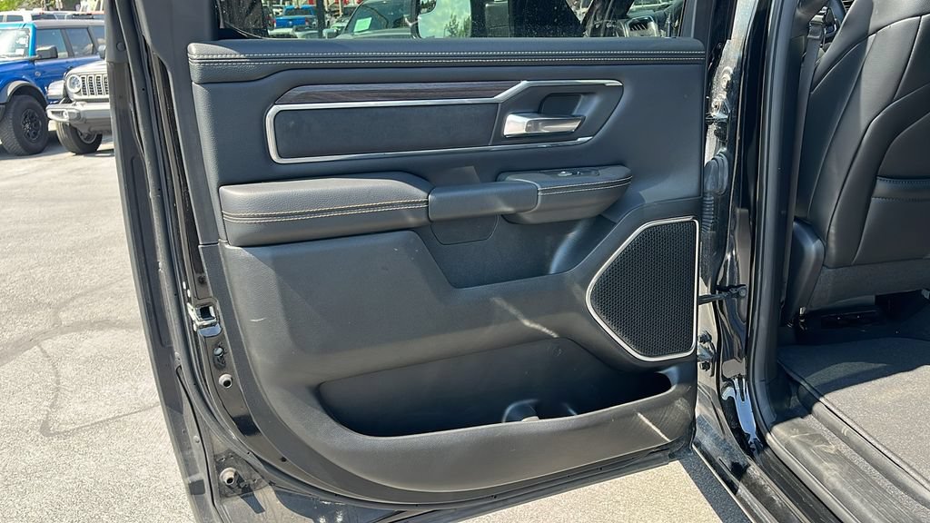 Used 2025 RAM 1500 Laramie w/ Sport Appearance Package AWD/4WD image 19