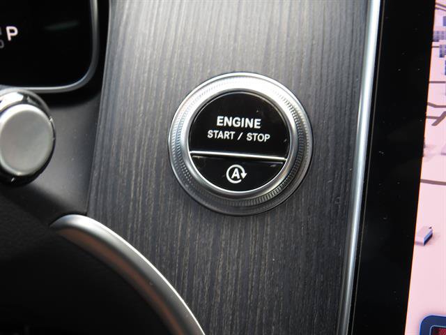 Used 2024 Mercedes-Benz GLC 300 4MATIC image 14