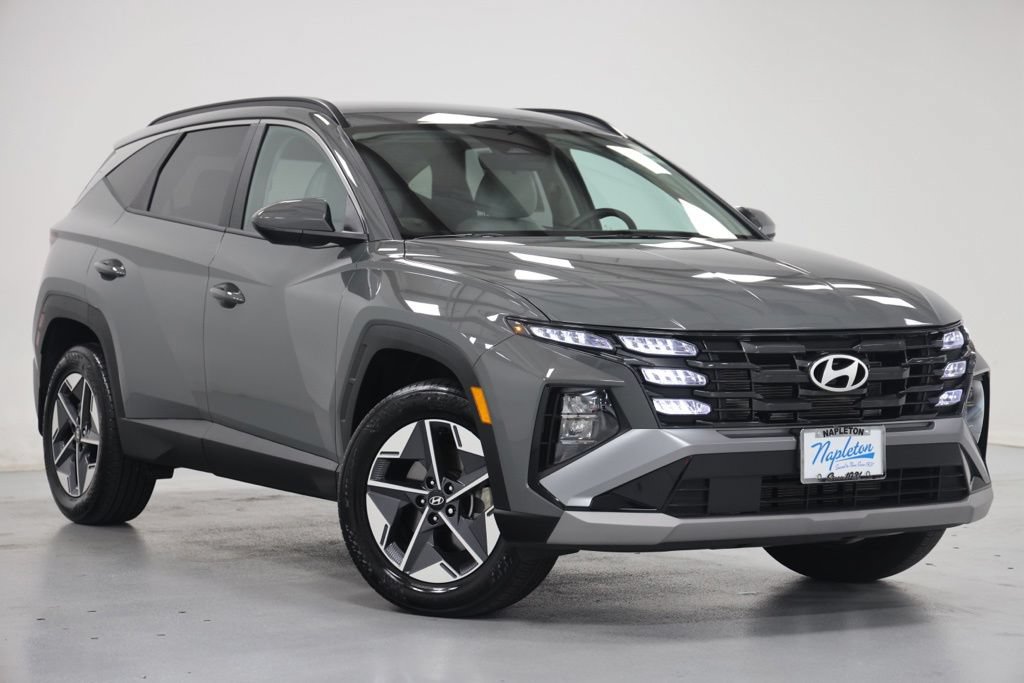 Certified 2025 Hyundai Tucson SEL AWD/4WD image 9