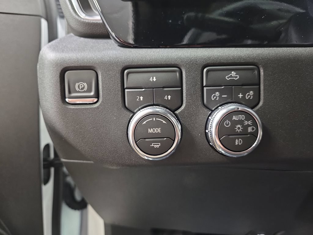 New 2026 GMC Sierra 2500 SLE AWD/4WD image 23