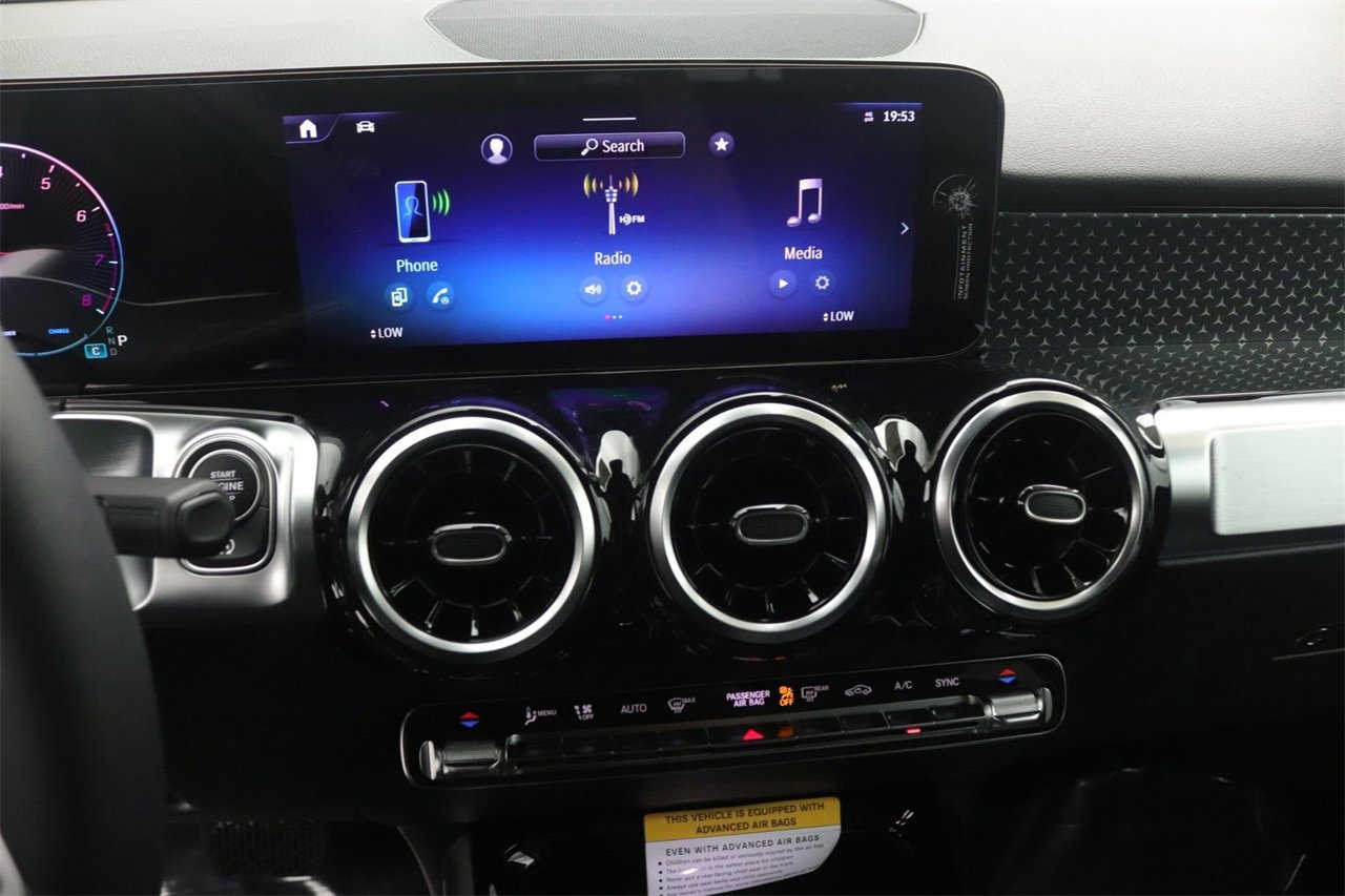 New 2026 Mercedes-Benz GLB 250 image 6