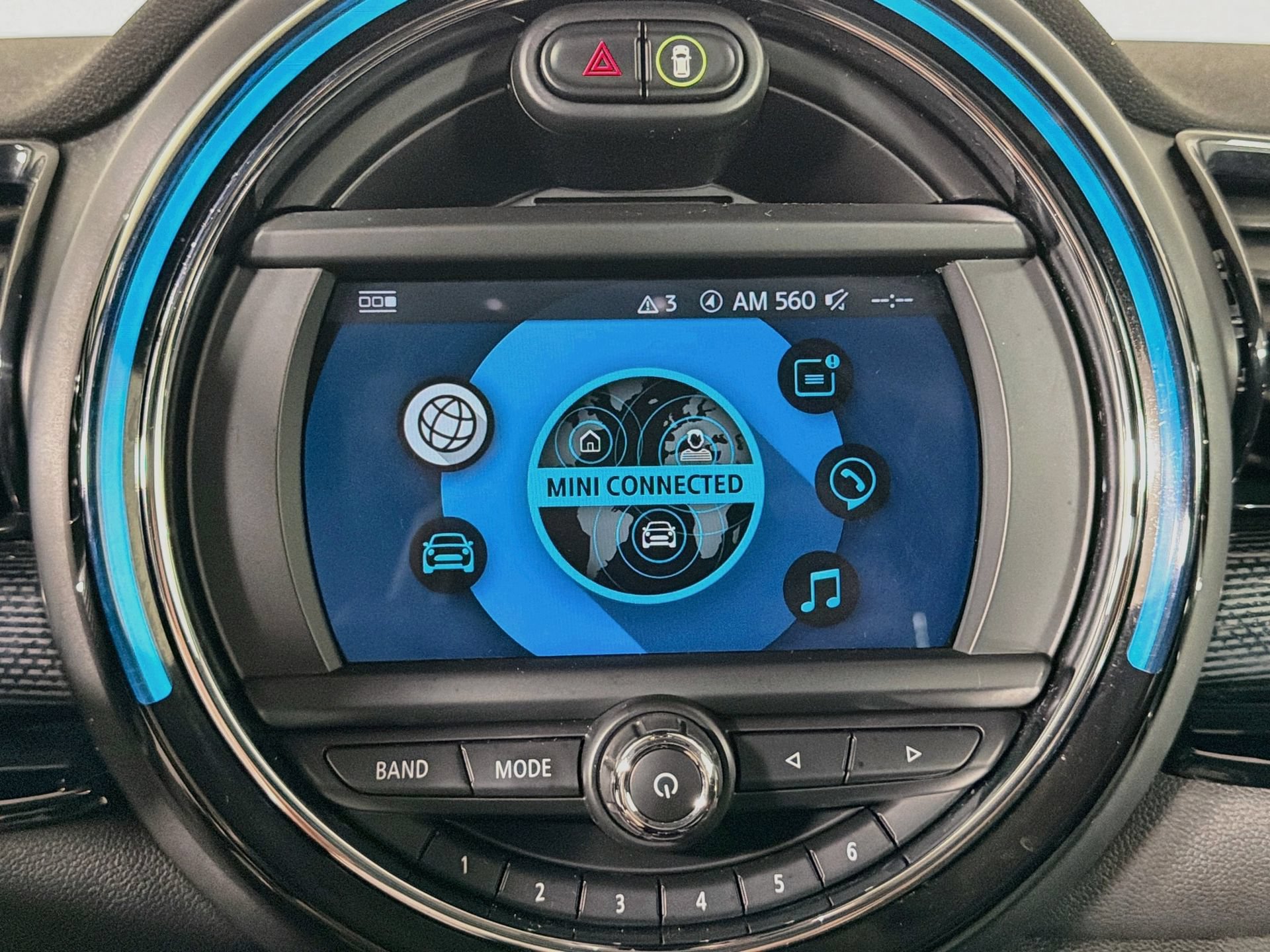 Used 2019 MINI Cooper Clubman ALL4 AWD/4WD image 14