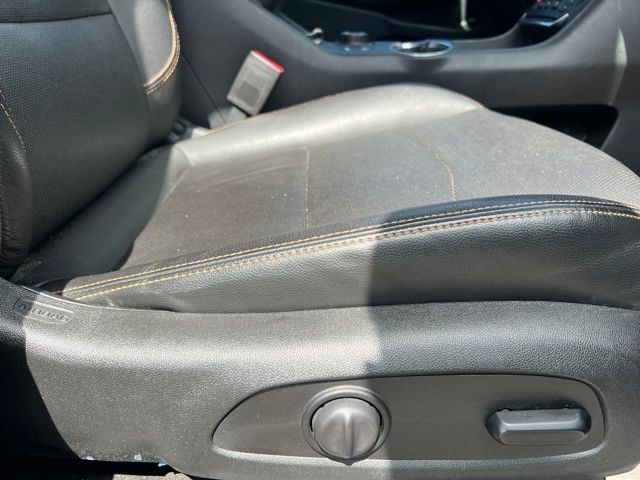 Used 2021 GMC Terrain SLT AWD/4WD image 11