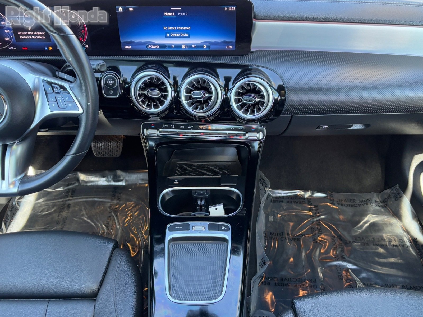 Used 2025 Mercedes-Benz CLA 250 4MATIC image 16