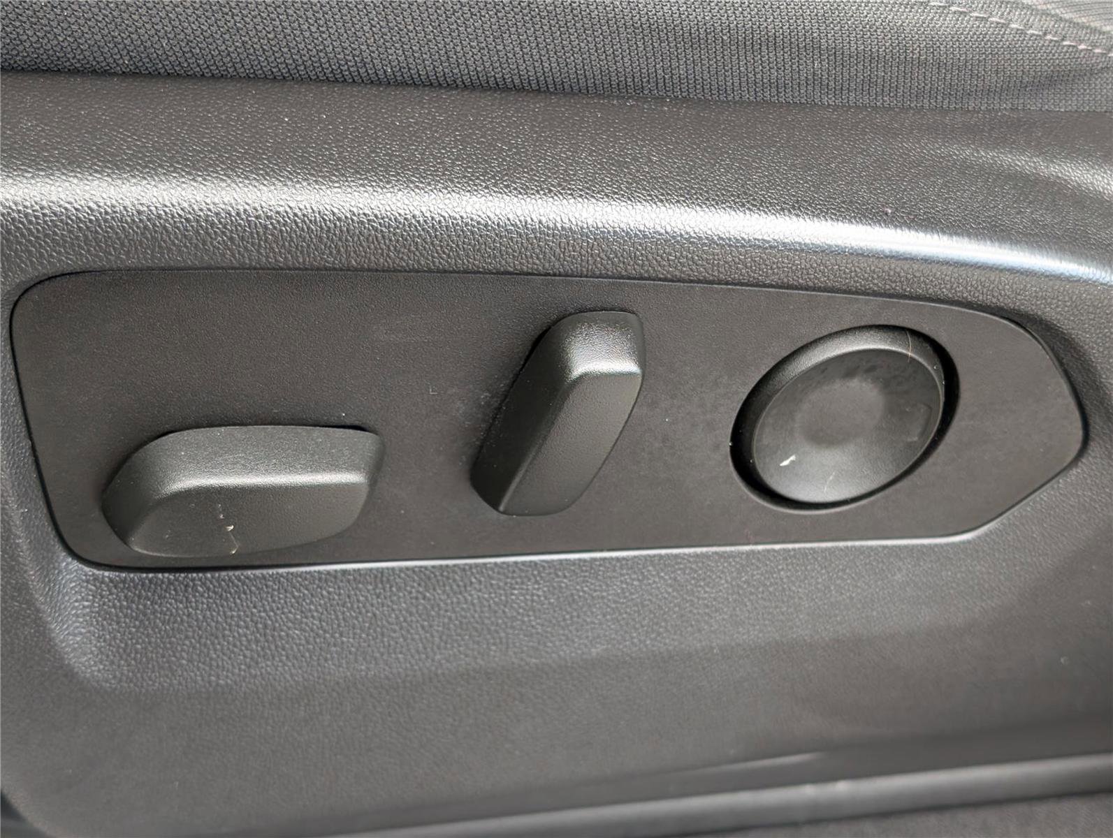 Used 2023 GMC Sierra 1500 Elevation image 20