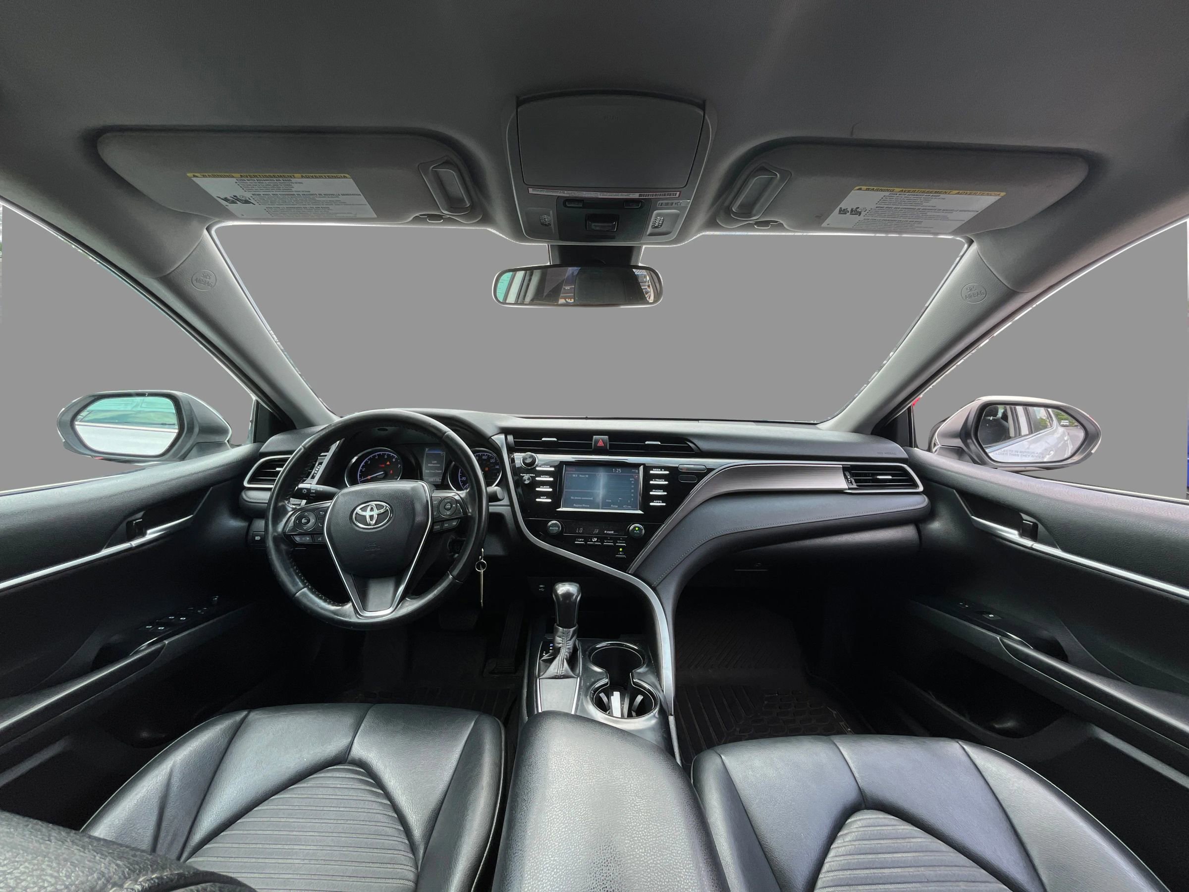 Used 2019 Toyota Camry SE image 24