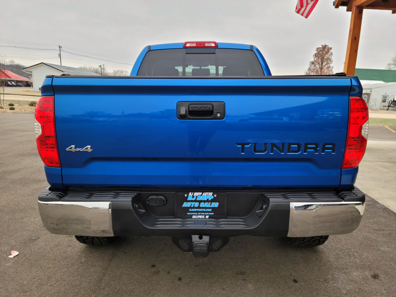 Used 2017 Toyota Tundra SR5 image 5