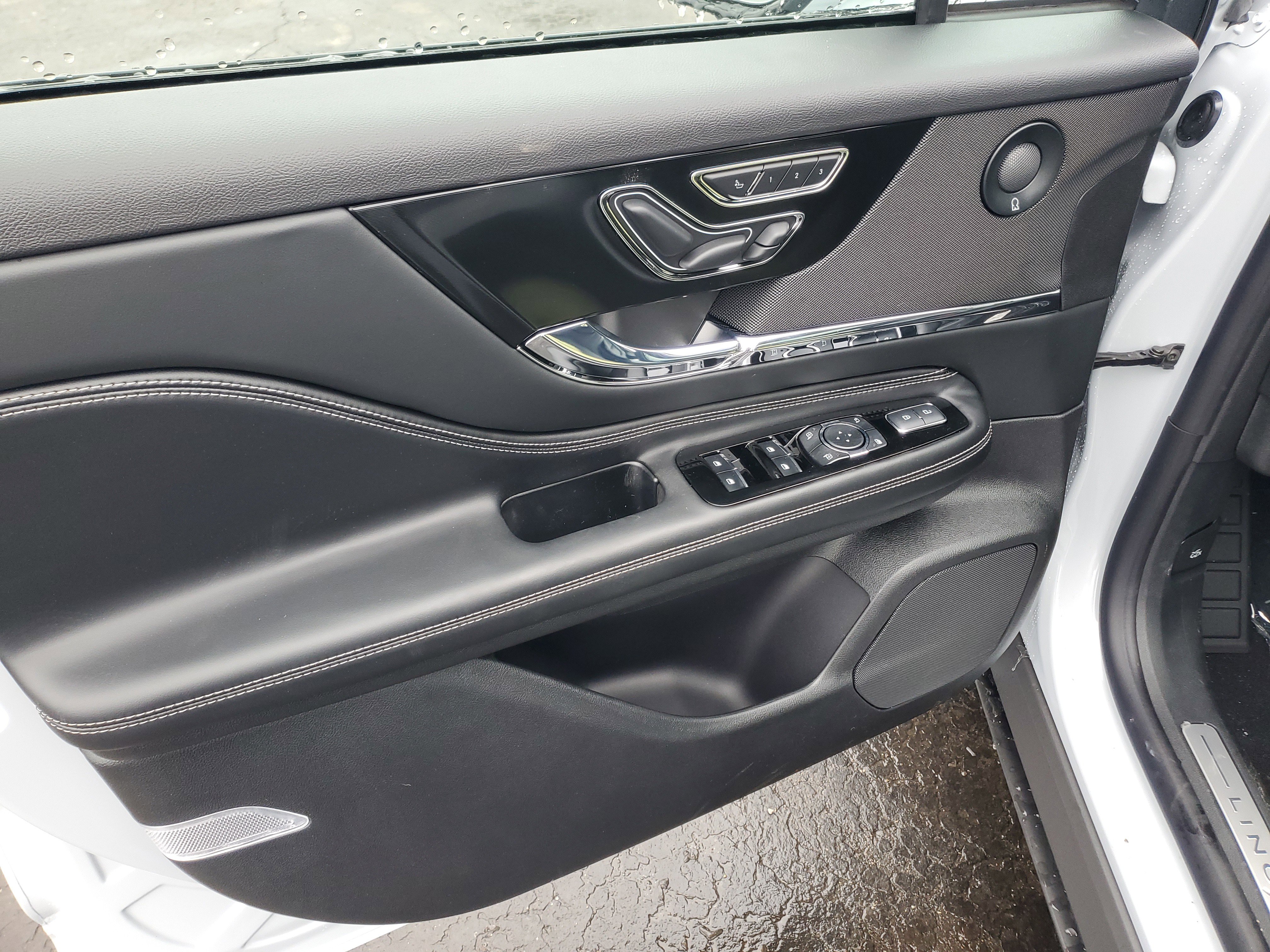 New 2026 Lincoln Corsair Grand Touring image 8