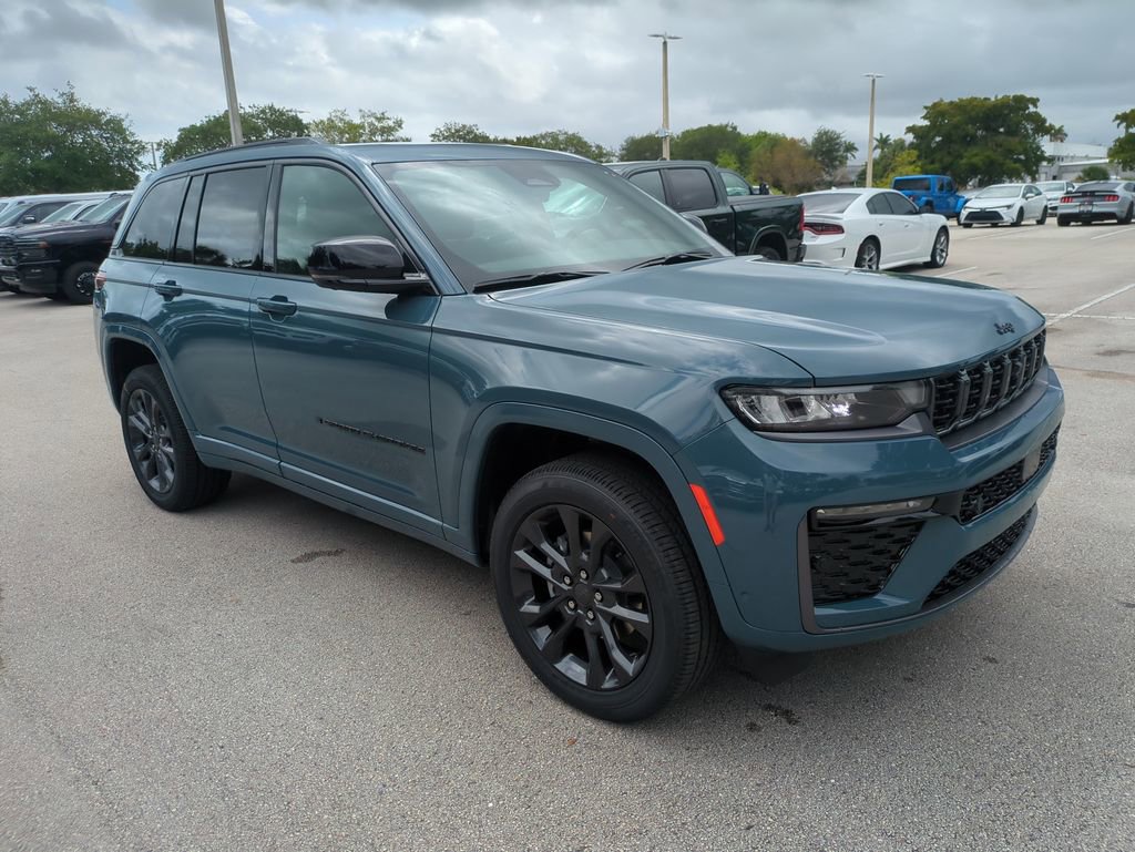 New 2026 Jeep Grand Cherokee Limited AWD/4WD image 2