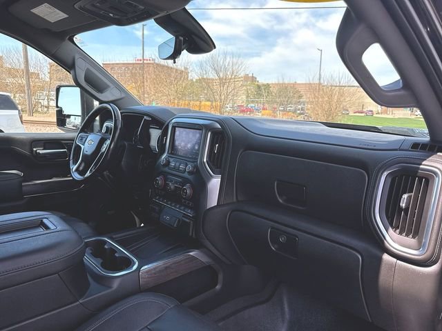 Used 2022 Chevrolet Silverado 2500 LTZ w/ LTZ Premium Package AWD/4WD image 29