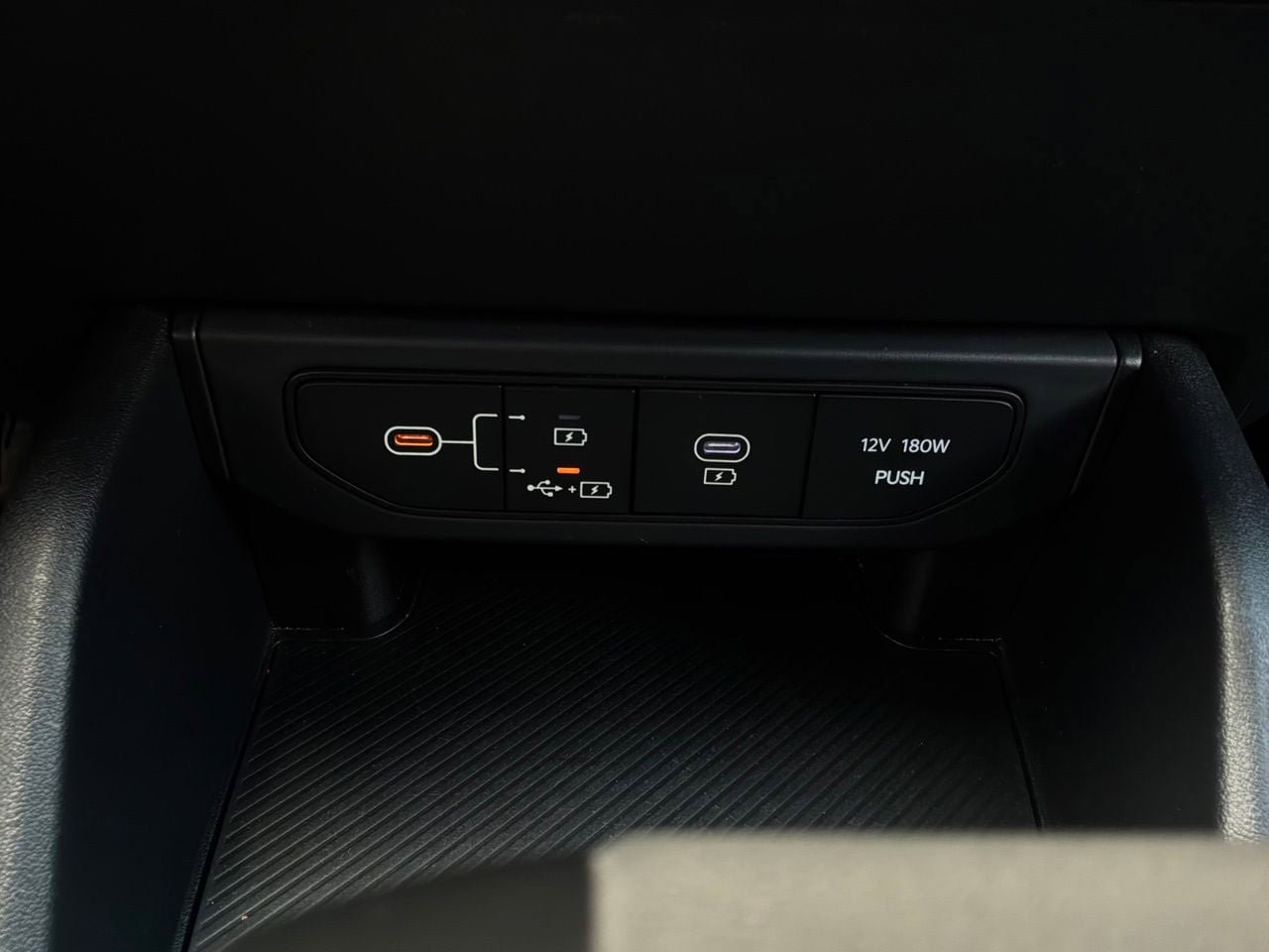 Used 2025 Kia K4 FWD image 25