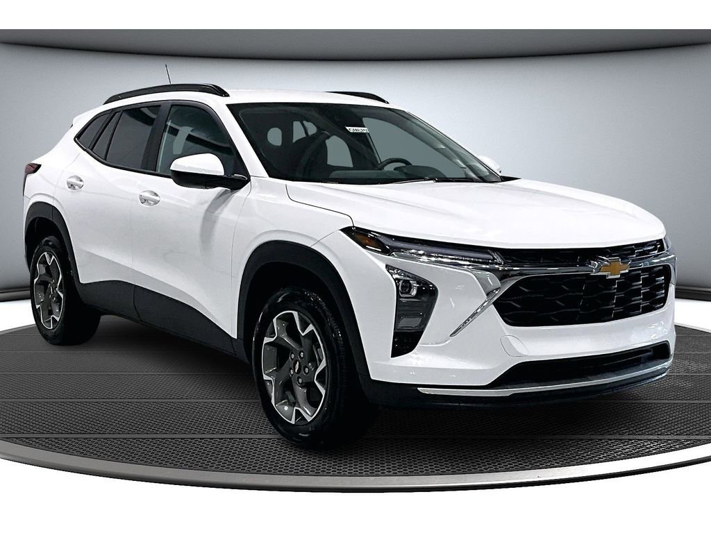 New 2026 Chevrolet Trax LT image 2