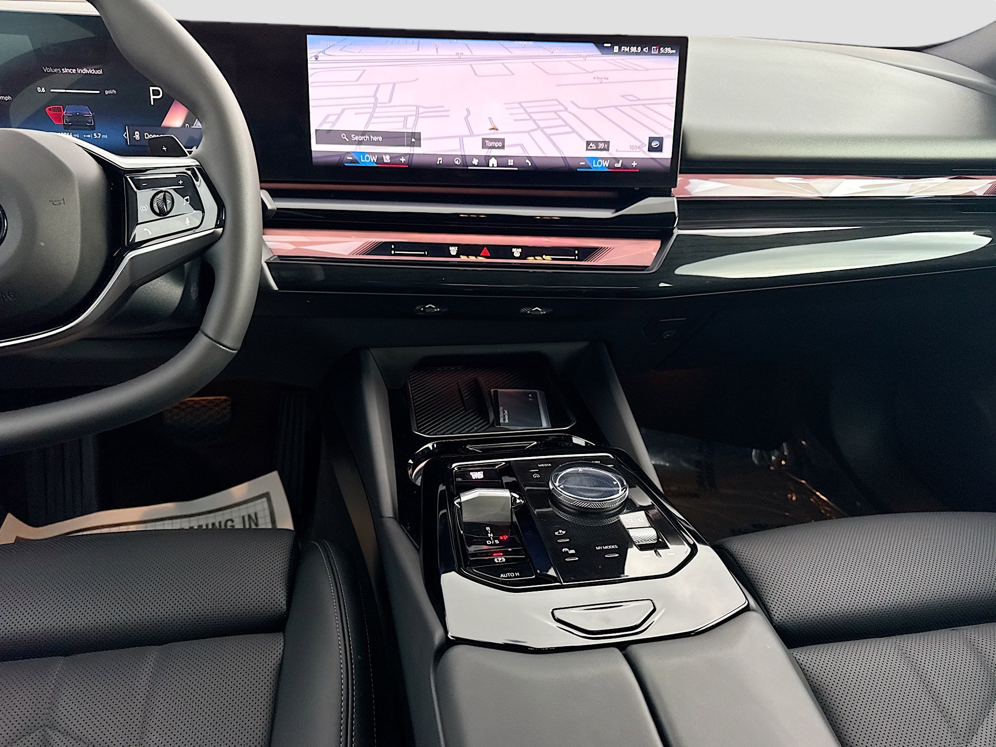 Used 2026 BMW 540i xDrive image 18