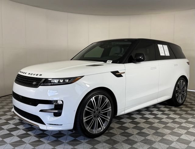 Used 2024 Land Rover Range Rover Sport Dynamic SE AWD/4WD image 2