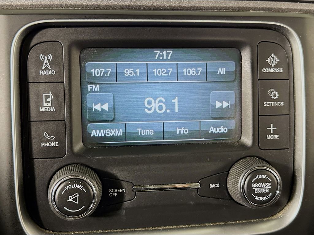 Used 2015 RAM 1500 Express image 26