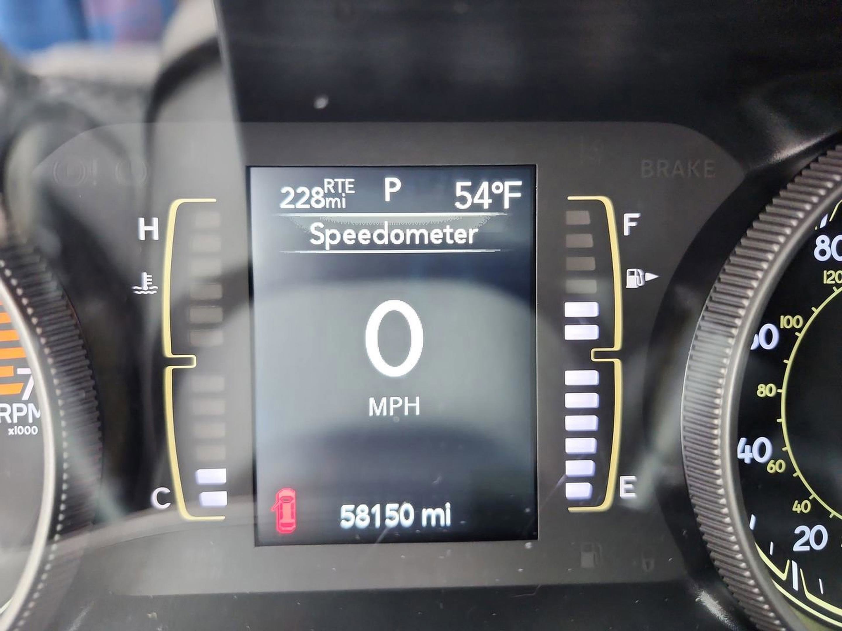 Used 2020 Jeep Cherokee Latitude Plus w/ Comfort/Convenience Group image 28