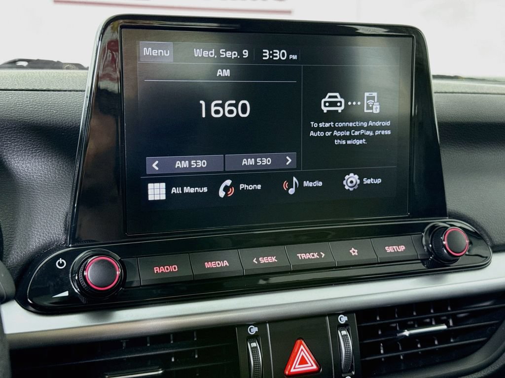 Used 2024 Kia Forte LXS w/ LXS Technology Package FWD image 7