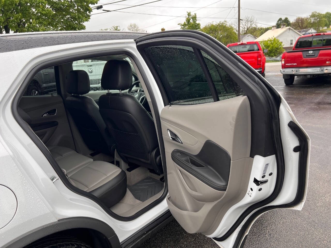 Used 2016 Buick Encore Premium AWD/4WD image 23