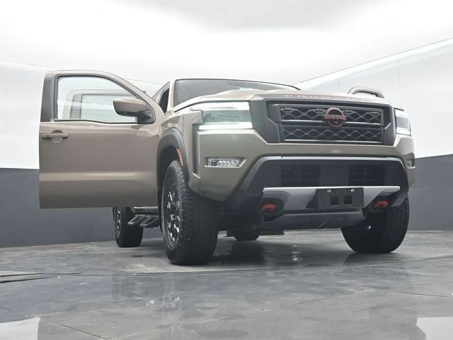 Used 2022 Nissan Frontier PRO-4X w/ Pro-4X Premium Package AWD/4WD image 74