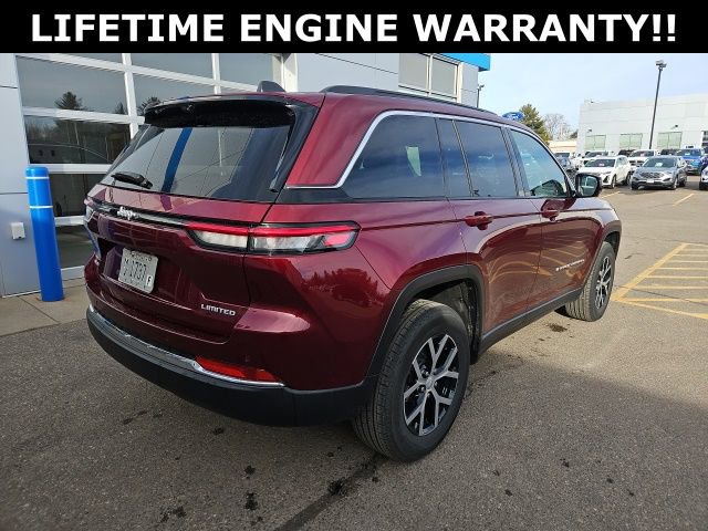 Used 2024 Jeep Grand Cherokee Limited w/ Luxury Tech Group II AWD/4WD image 7