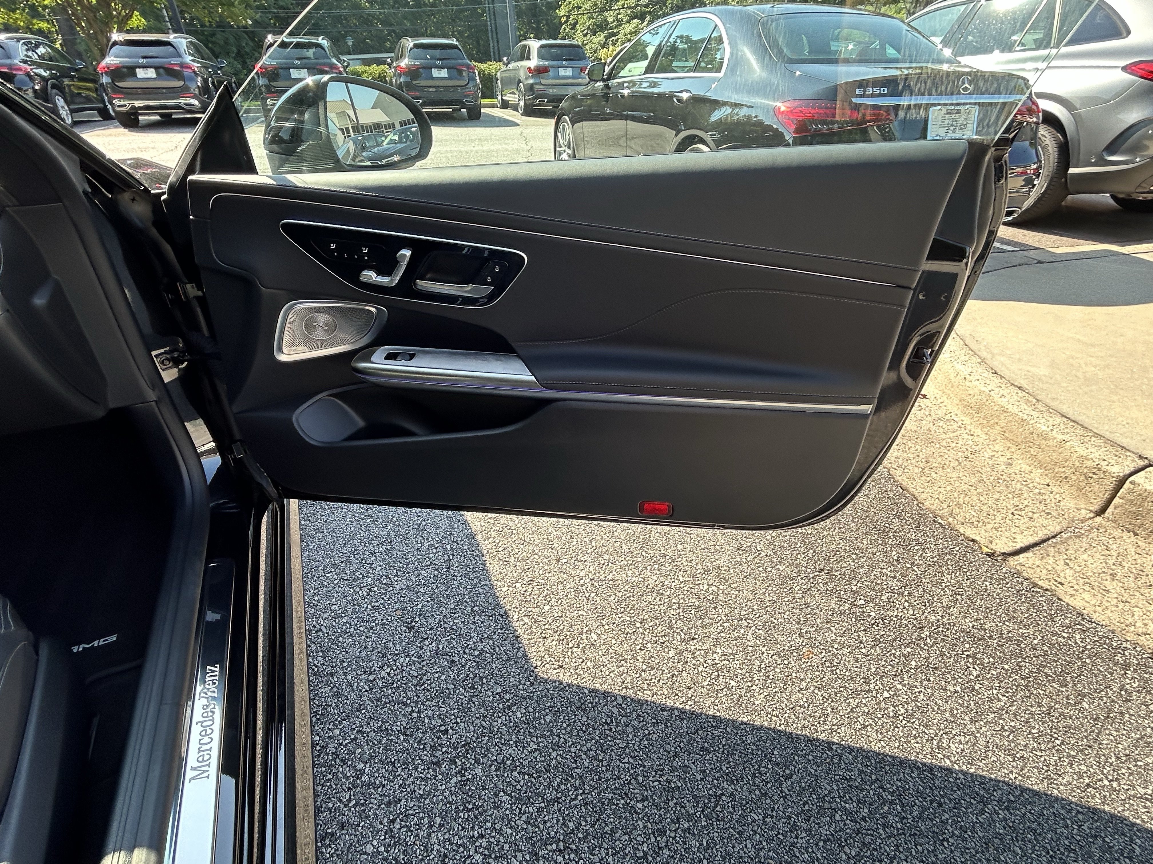 Certified 2025 Mercedes-Benz CLE 300 4MATIC Coupe image 38