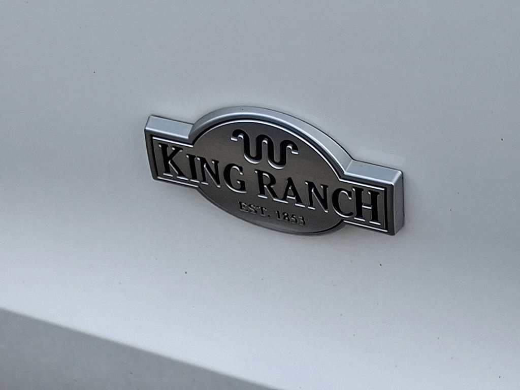 Used 2021 Ford Explorer King Ranch w/ Premium Technology Package image 5