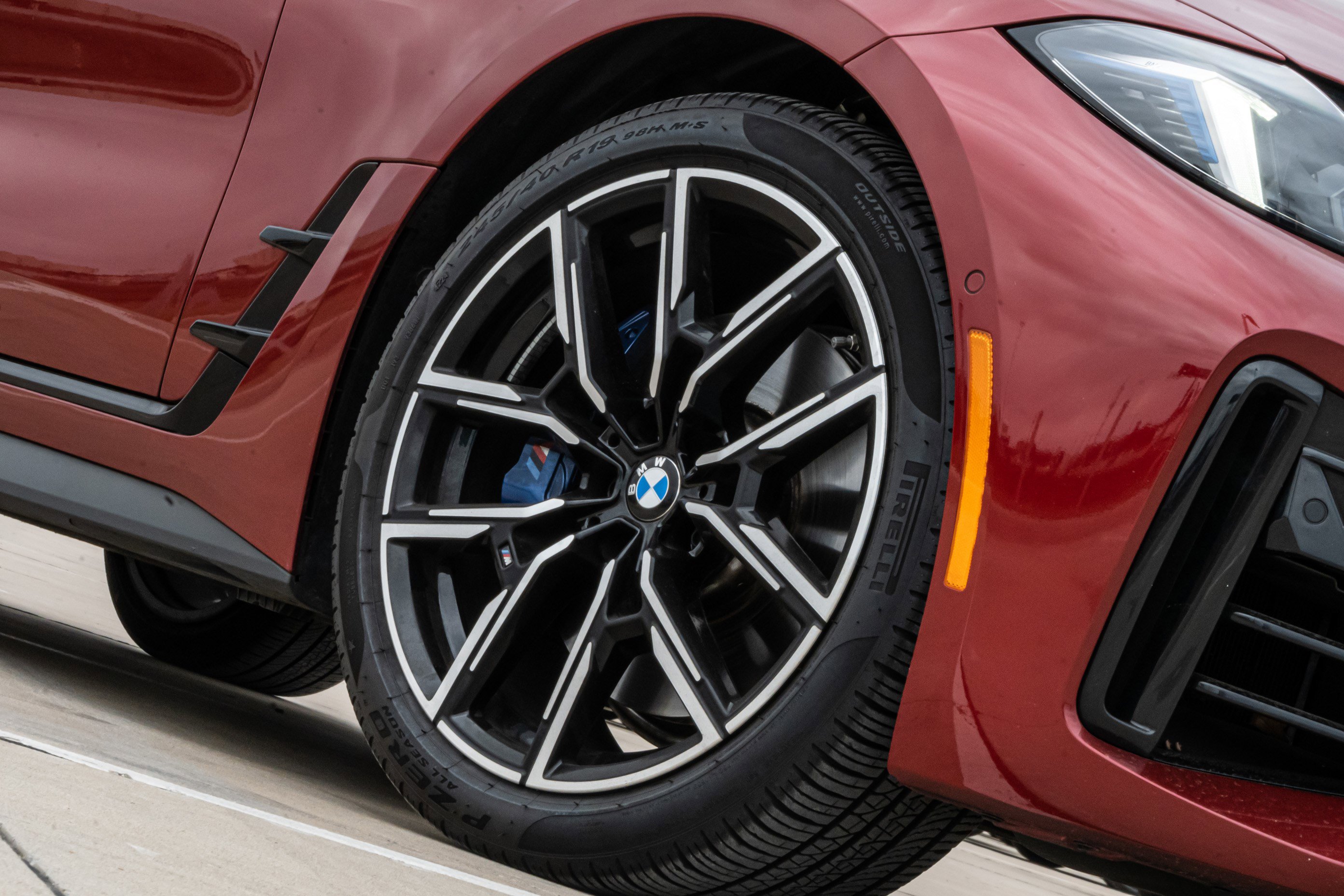 Certified 2025 BMW M440i image 9