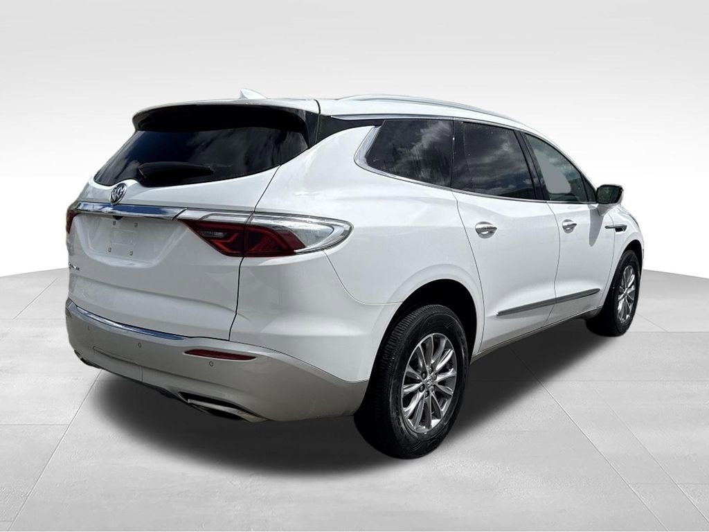 Used 2023 Buick Enclave Essence AWD/4WD image 11