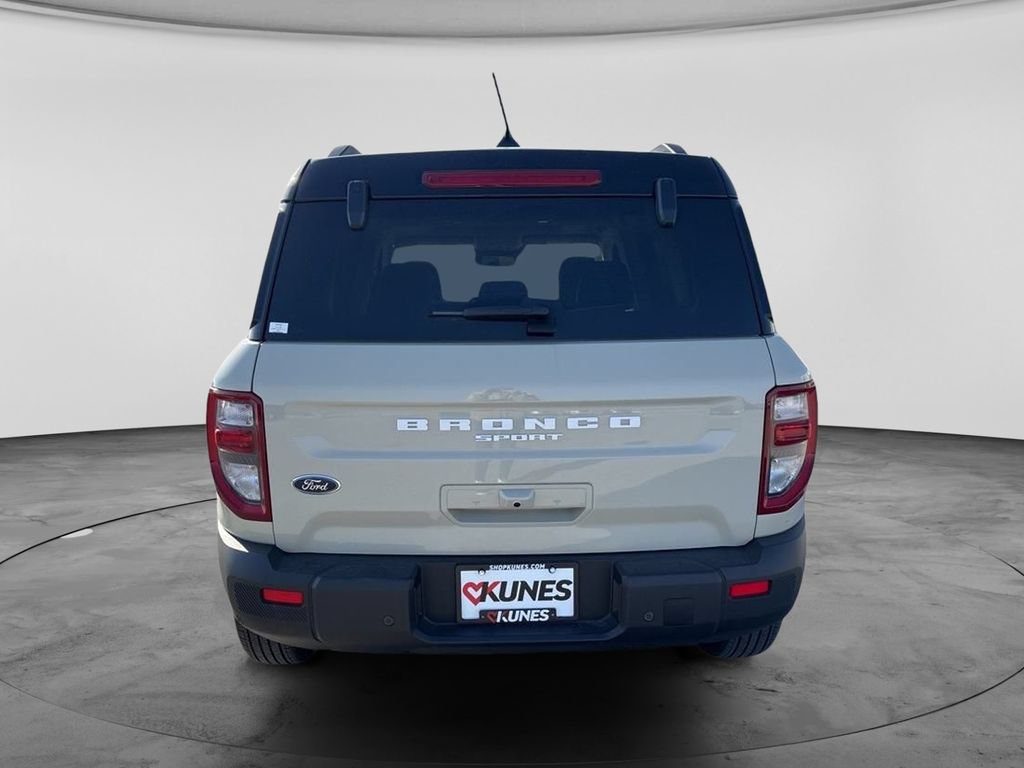 Used 2025 Ford Bronco Sport Outer Banks w/ Outer Banks Tech Package+ AWD/4WD image 11