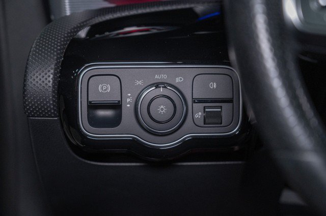 Used 2022 Mercedes-Benz CLA 250 4MATIC image 20