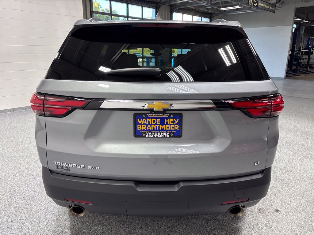Used 2023 Chevrolet Traverse LT w/ LT Premium Package AWD/4WD image 6
