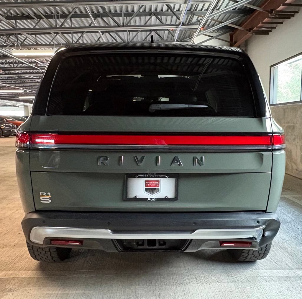 Used 2023 Rivian R1S Launch Edition AWD/4WD image 7