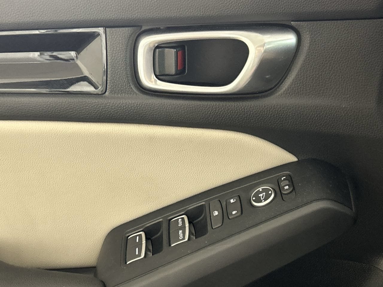 Used 2023 Honda Civic EX-L image 20
