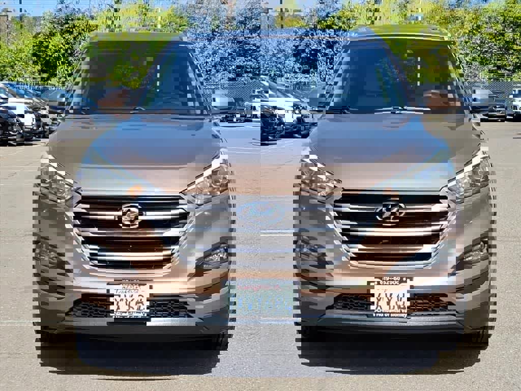 Used 2016 Hyundai Tucson SE w/ Option Group 02 video 2