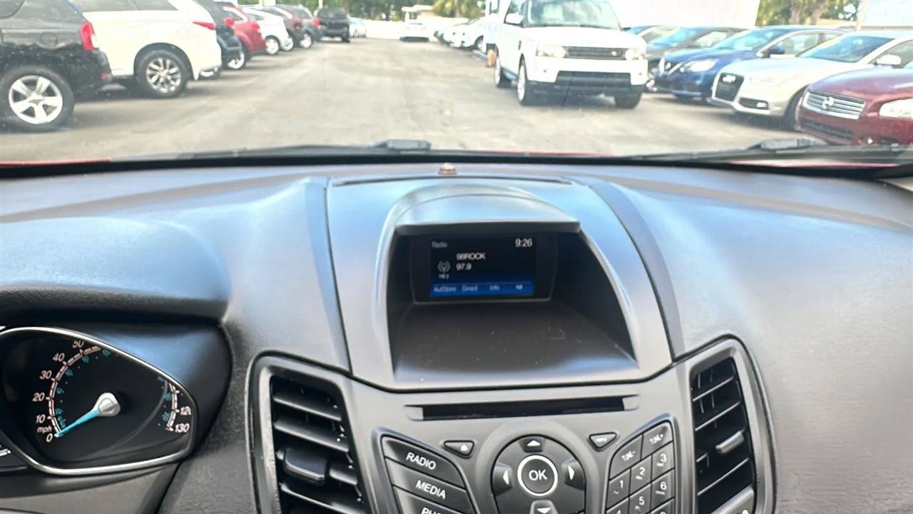 Used 2018 Ford Fiesta SE FWD image 46