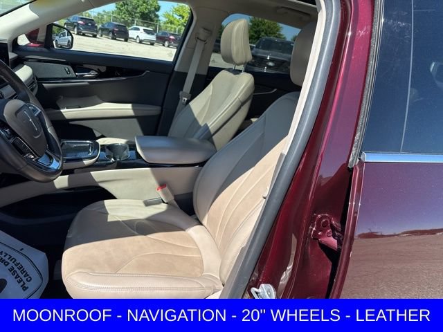 Used 2023 Lincoln Nautilus Reserve AWD/4WD image 19
