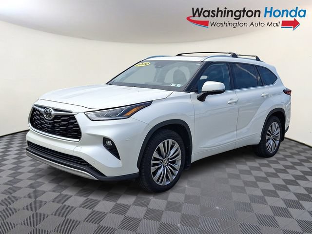 Used 2020 Toyota Highlander Platinum AWD/4WD image 3