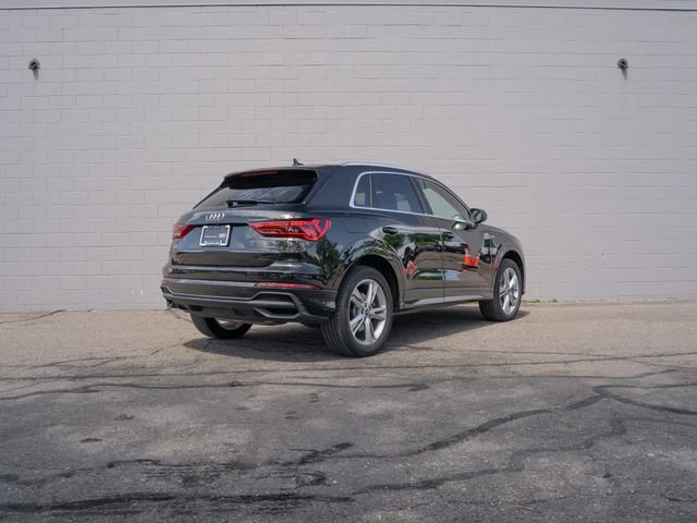 Used 2024 Audi Q3 2.0T Premium Plus w/ Premium Plus Package AWD/4WD image 7