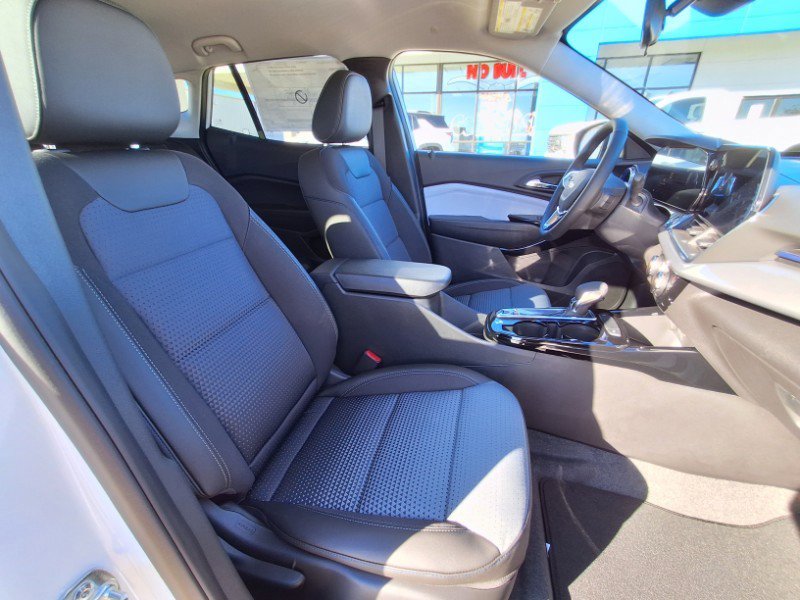 New 2026 Chevrolet Trax LT w/ LT Convenience Package image 14