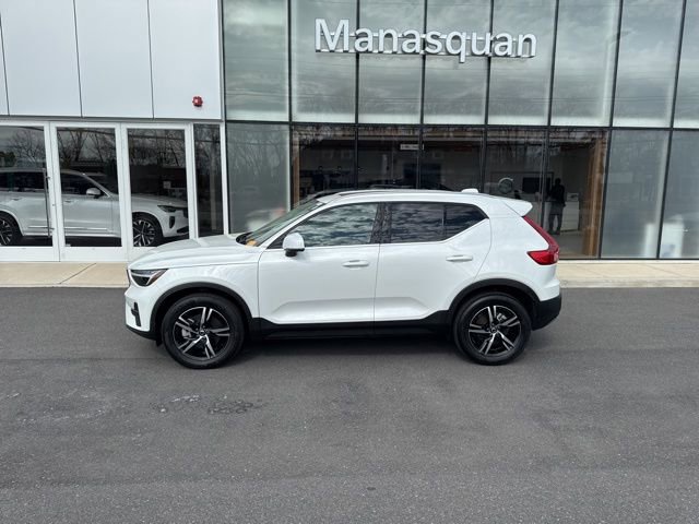 Certified 2025 Volvo XC40 B5 Core video 2