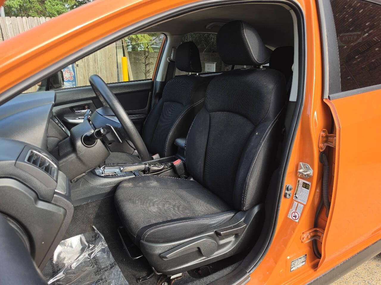 Used 2015 Subaru Crosstrek 2.0i Premium w/ Popular Package #1 AWD/4WD image 9