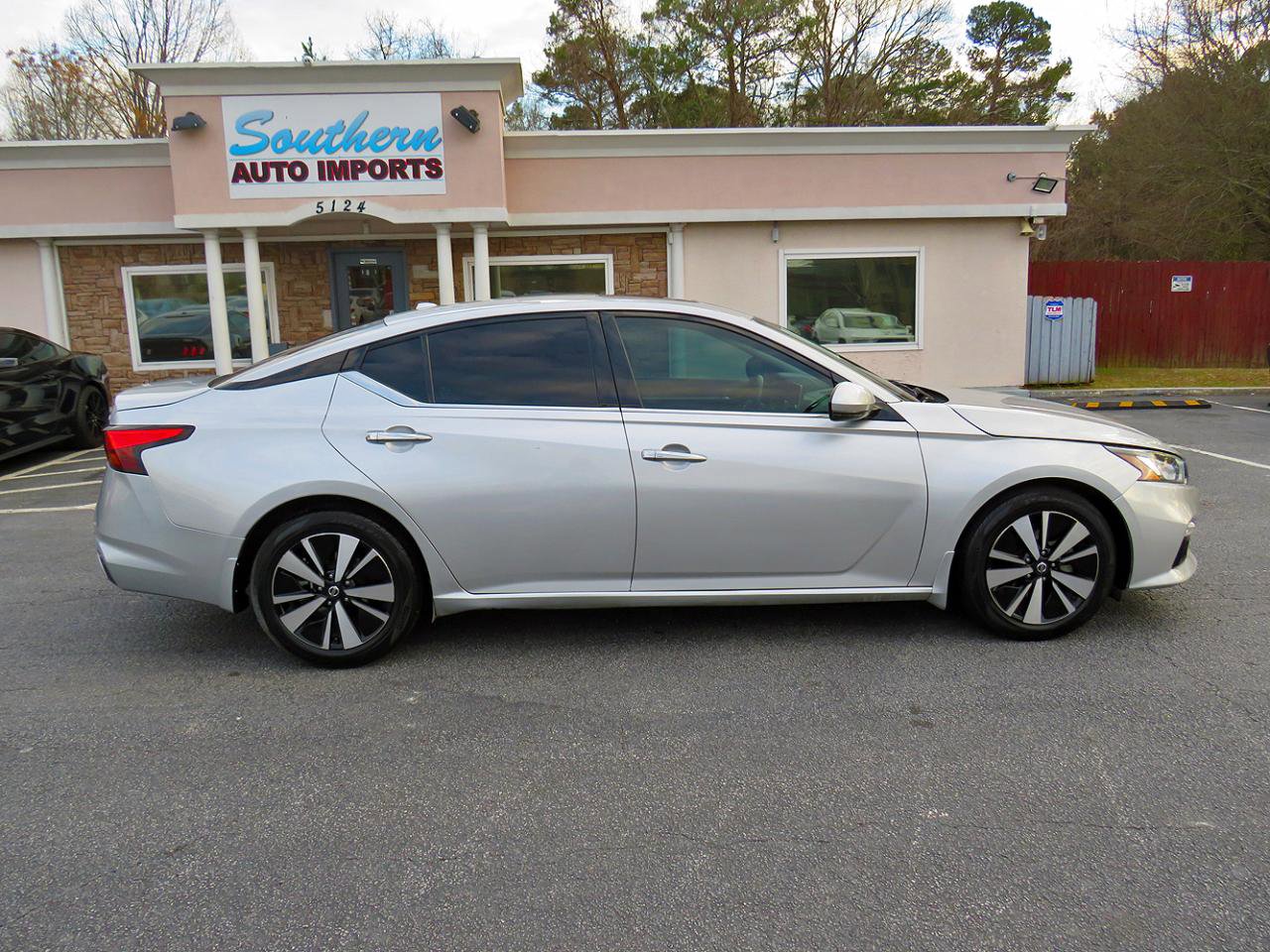 Used 2021 Nissan Altima 2.5 SL FWD image 6