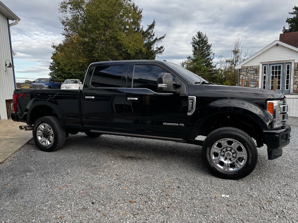 Used 2018 Ford F250 Limited image 4